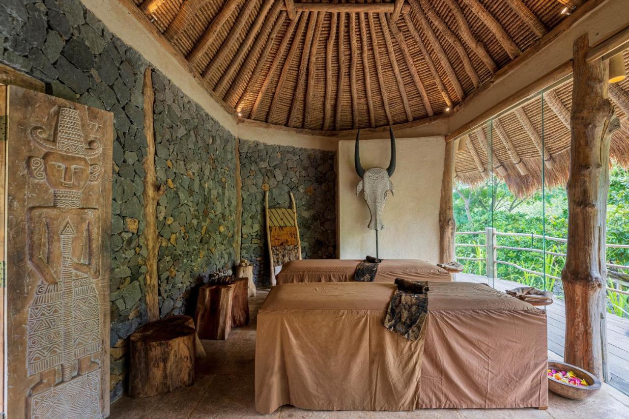 Mathis Lodge Amed 外观 照片