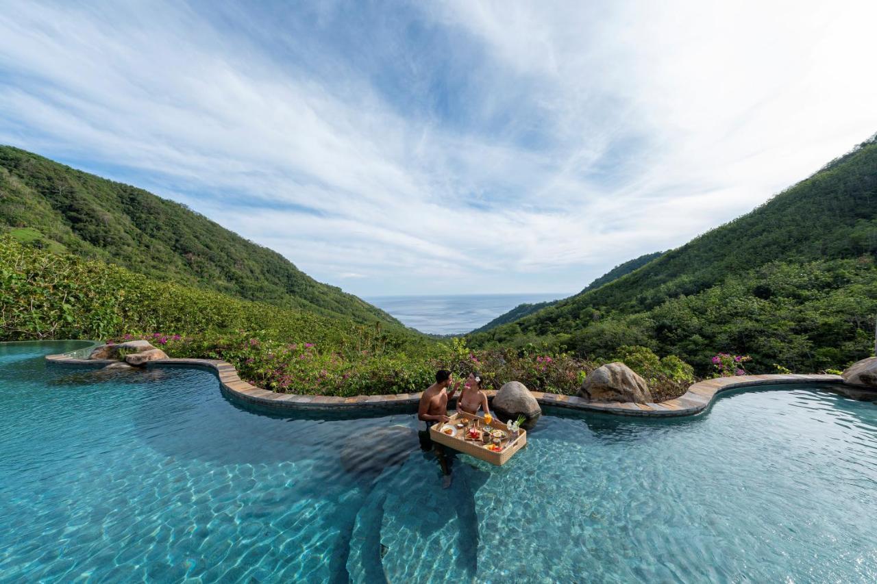 Mathis Lodge Amed 外观 照片