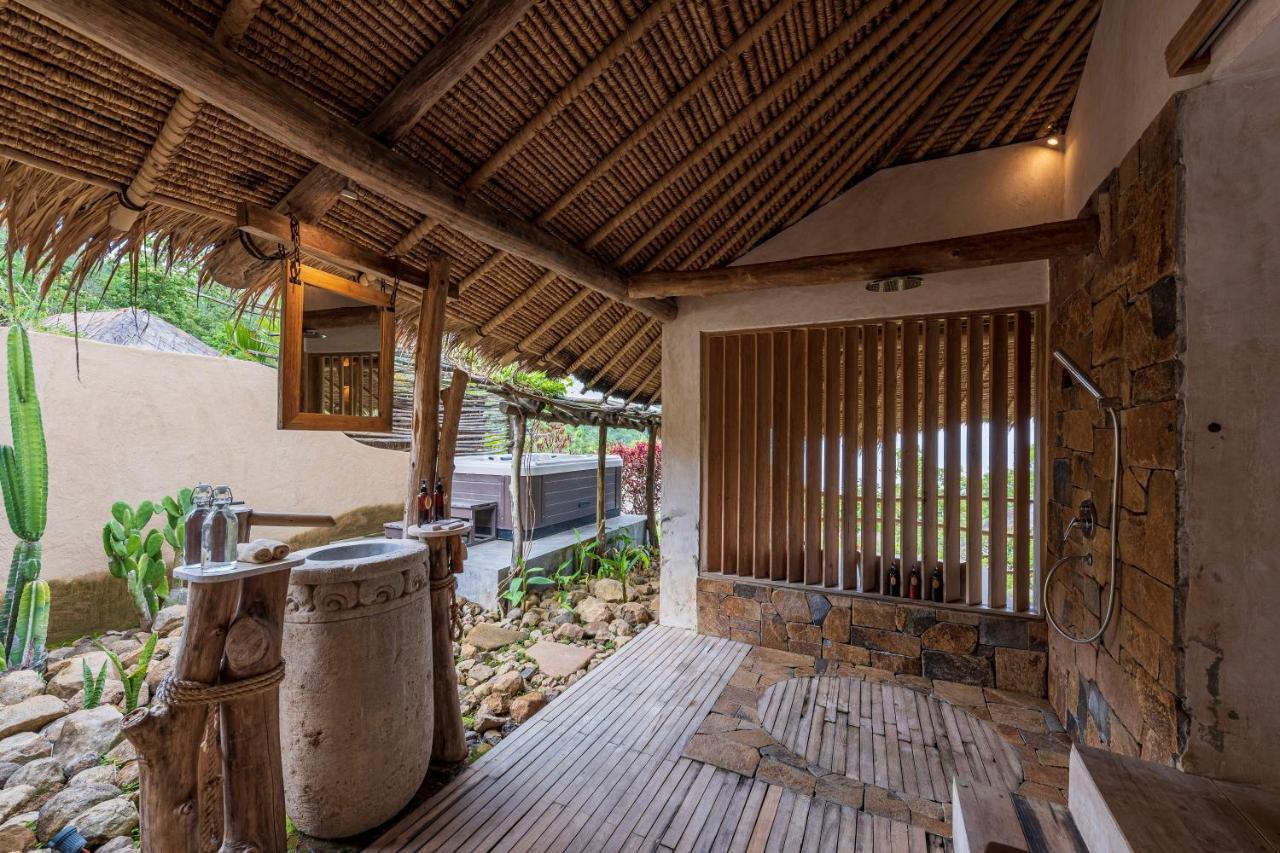 Mathis Lodge Amed 外观 照片